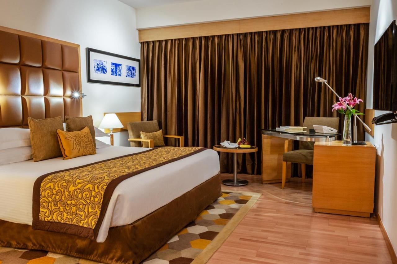 Taj Chandīgarh Екстериор снимка