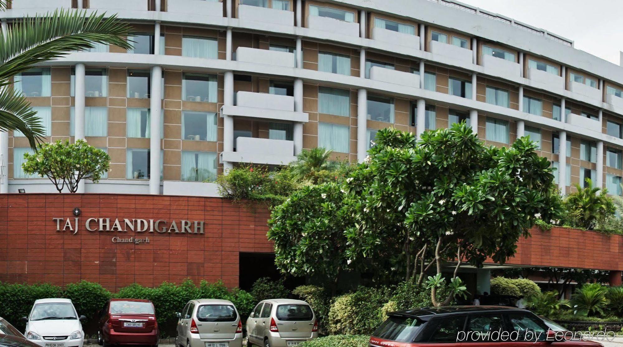 Taj Chandīgarh Екстериор снимка The Chandigarh Golf Club
